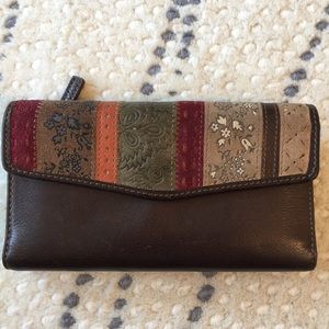 Brown leather Fossil wallet